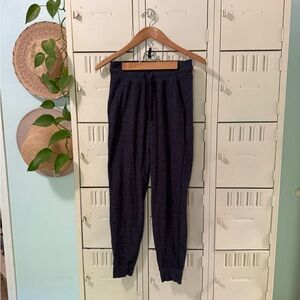 Lululemon Athletica ready to rulu navy Joggers